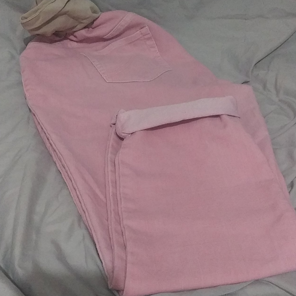 Maternity Capris